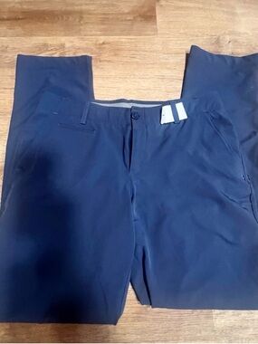 Under Armour Women’s Dark Navy Athletic Pants – Size 10 – Fitted Fit